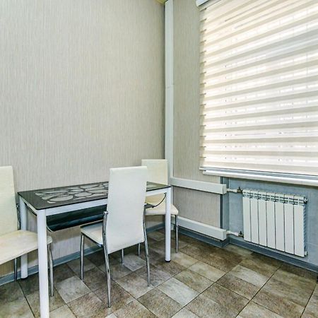 Azneft Square Deluxe Apartment Baku Eksteriør billede