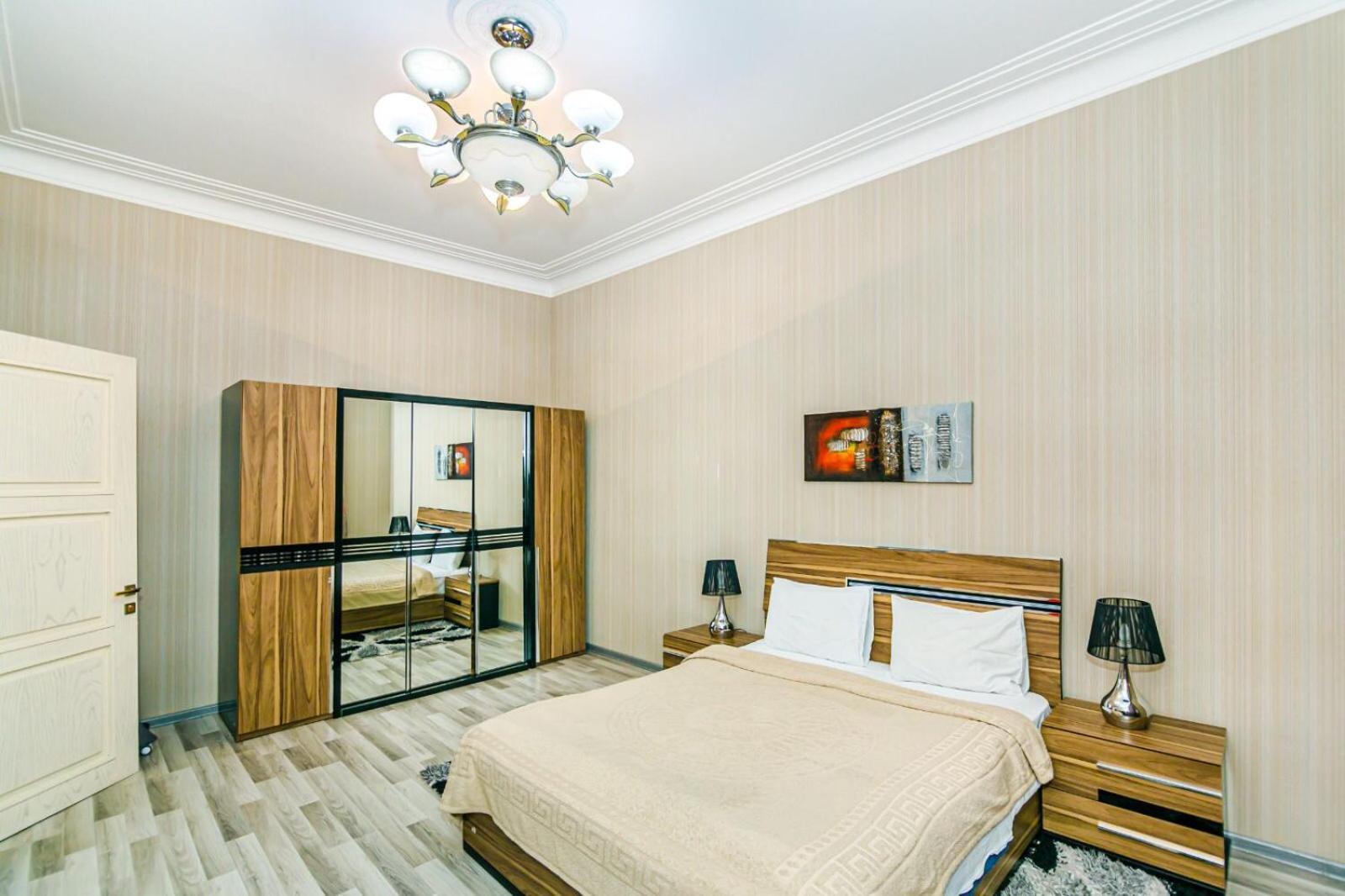 Azneft Square Deluxe Apartment Baku Eksteriør billede