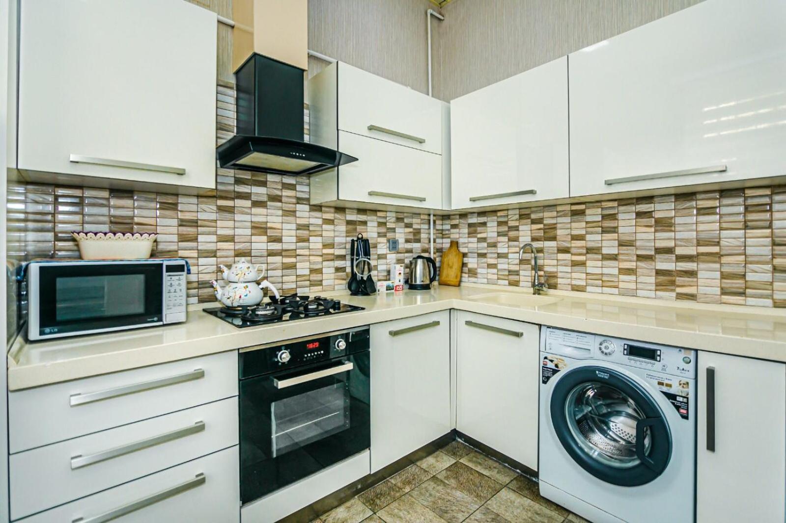 Azneft Square Deluxe Apartment Baku Eksteriør billede