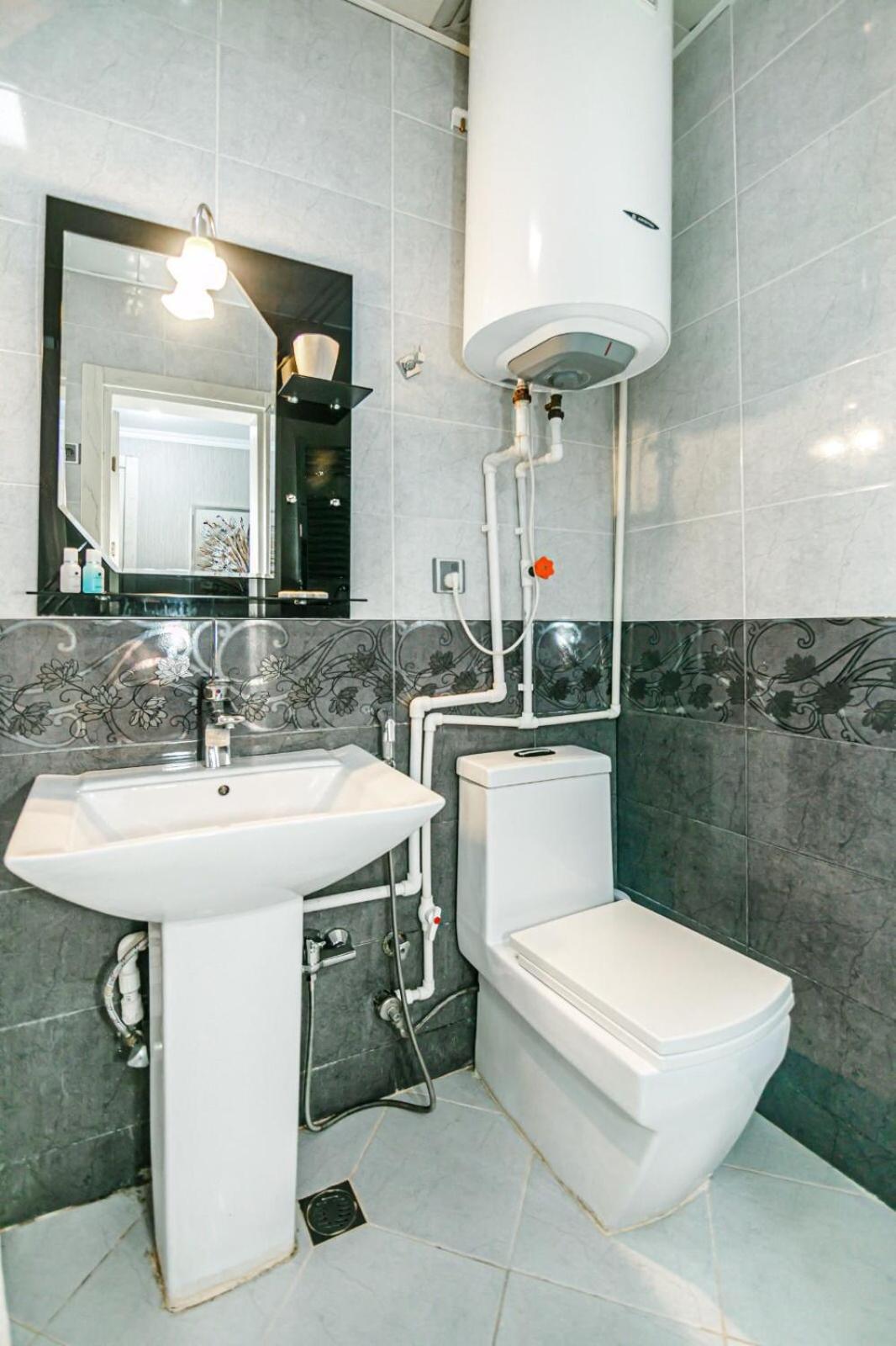 Azneft Square Deluxe Apartment Baku Eksteriør billede